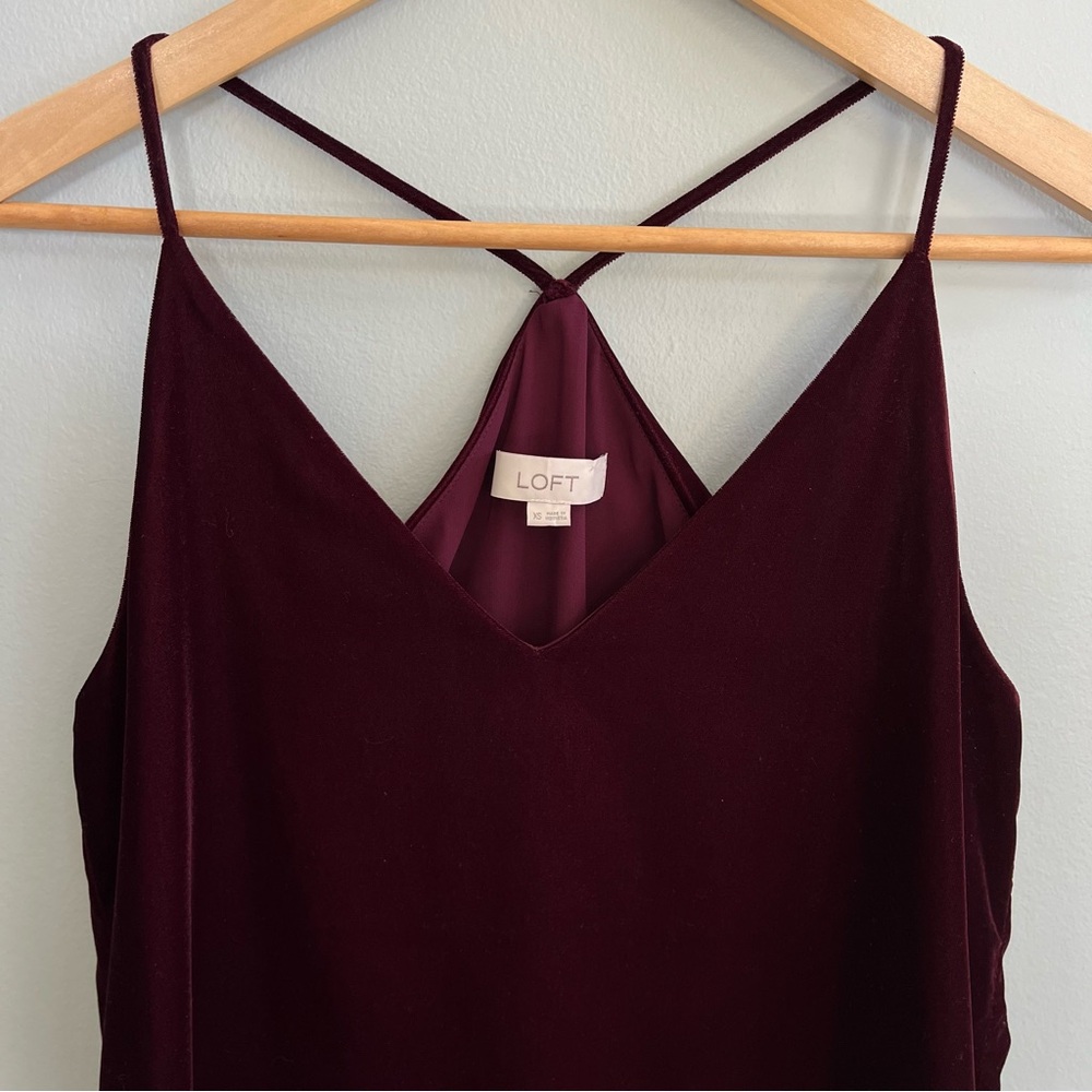 LOFT Women's Velvet Strappy Cami Tank Top Size XS Layering Burgundy Fairy Goth - Picture 3 of 9